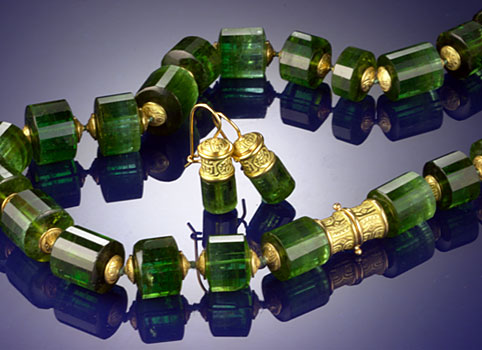 Brazilian tourmaline with 18 carat gold